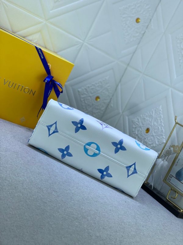 LV OnTheGo Tote Bag Regular Version - Image 4