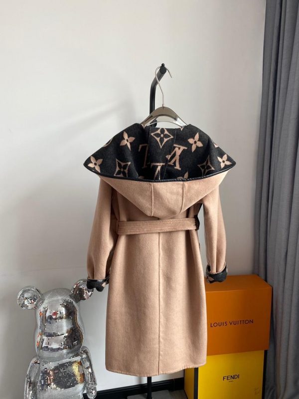 LV Belted Double Face Coat Super A - Image 33