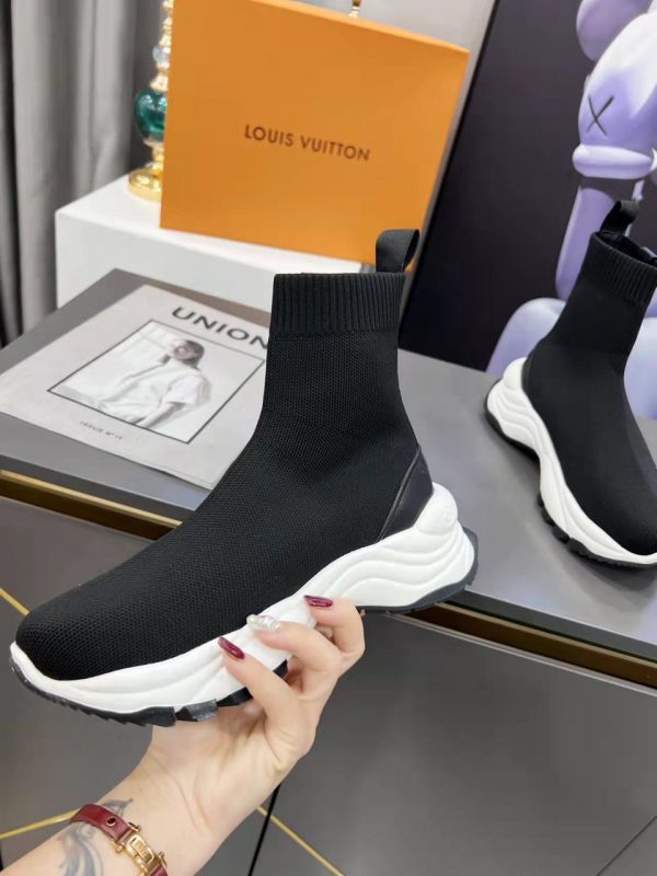 LV run 55 Sneakers Super A - Image 6
