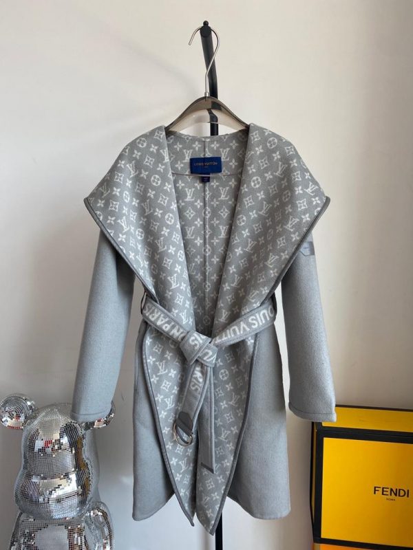 LV Belted Double Face Coat Super A - Image 24