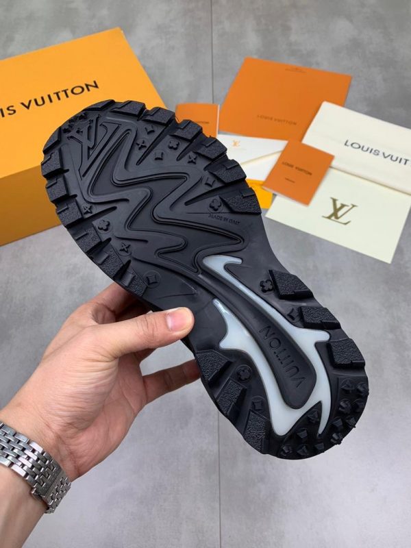 LV Tatic Sneakers Super A - Image 9