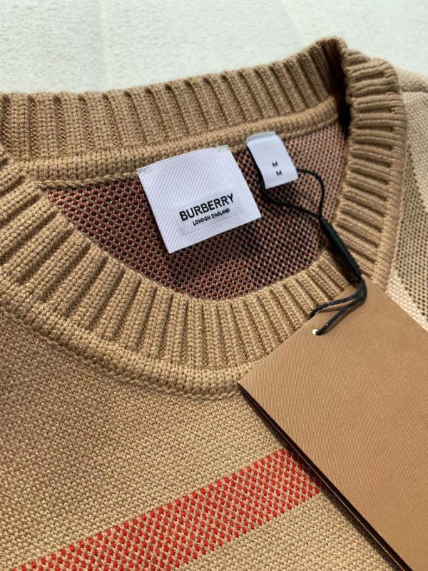 Brbrry Knit Sweater Super A - Image 5