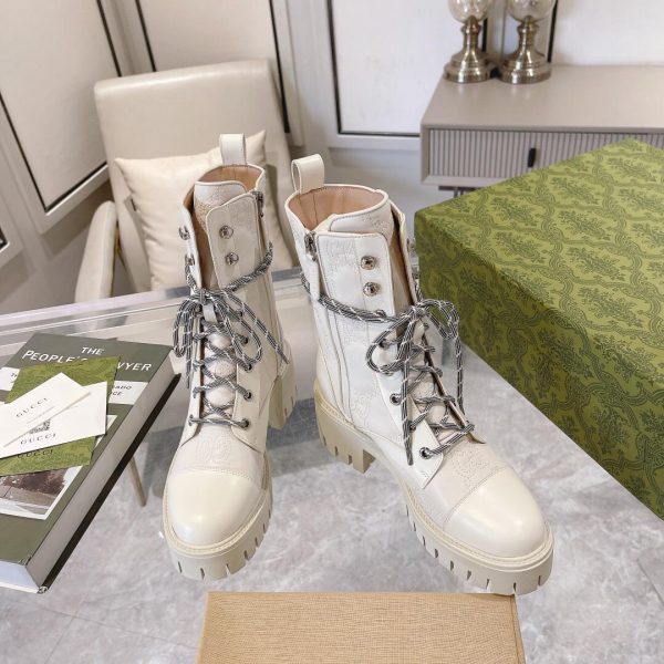 WOMEN'S GG MATELASSÉ LACE-UP BOOT - Image 16