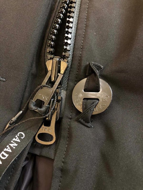 C Goose Parka Super A - Image 7