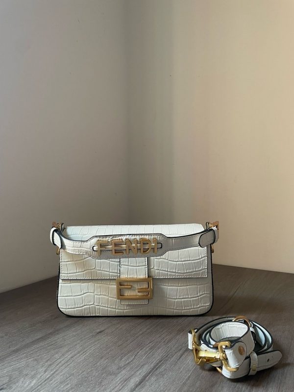 FF baguette bag - Image 6