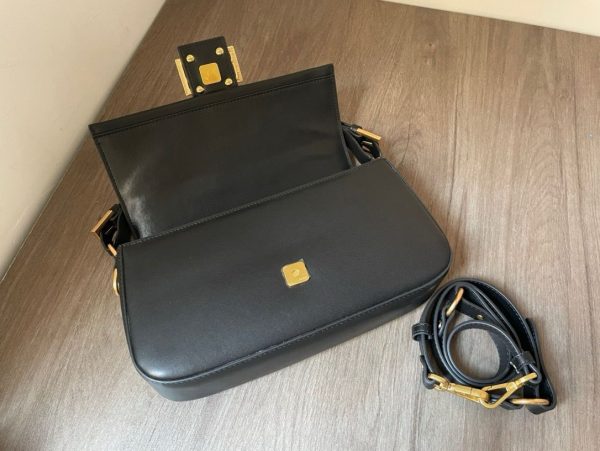 FF baguette bag - Image 10