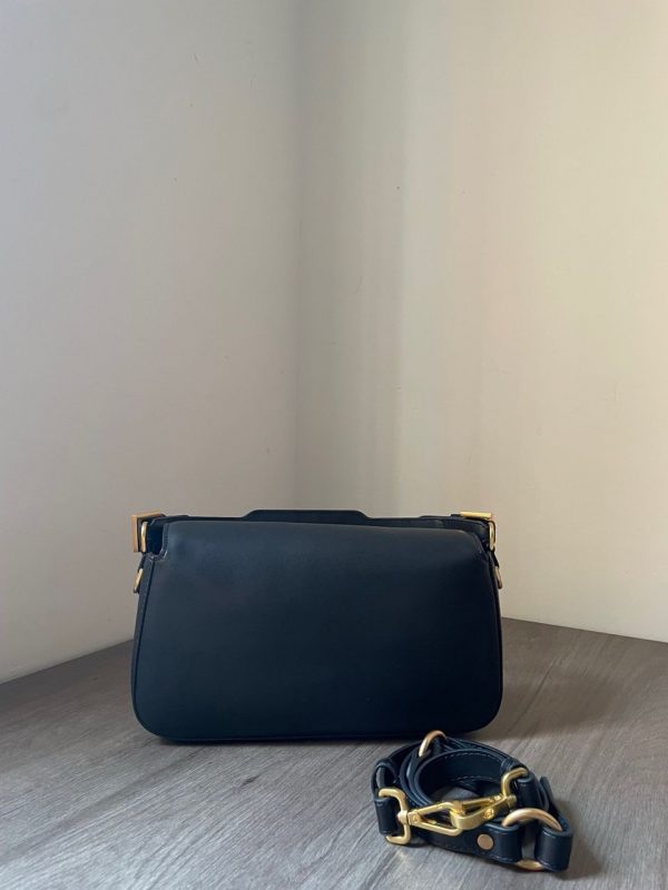 FF baguette bag