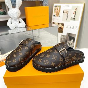 LV Cosy Flat Comfort Clogs