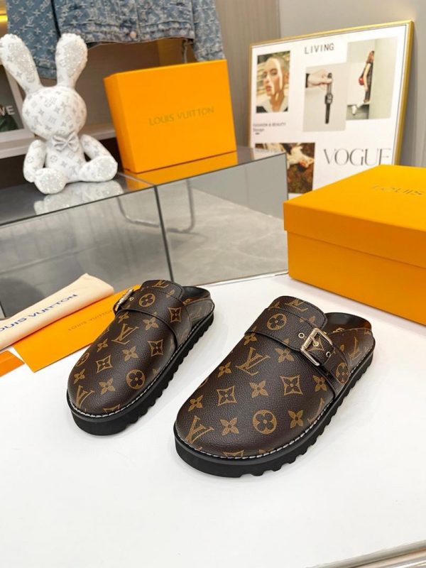 LV Cosy Flat Comfort Clogs - Image 6