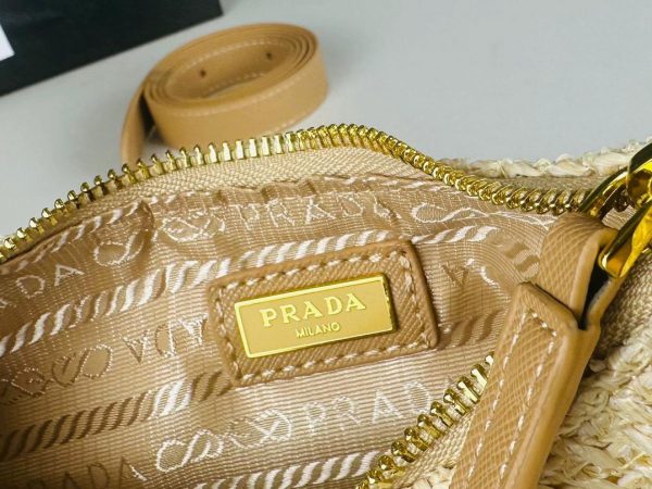 PRDA wicker and leather argué bag - Image 7