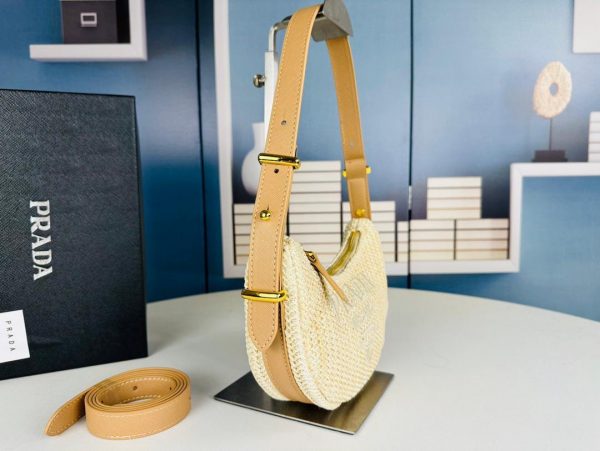 PRDA wicker and leather argué bag - Image 9