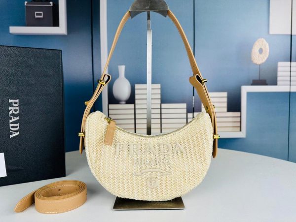 PRDA wicker and leather argué bag - Image 8