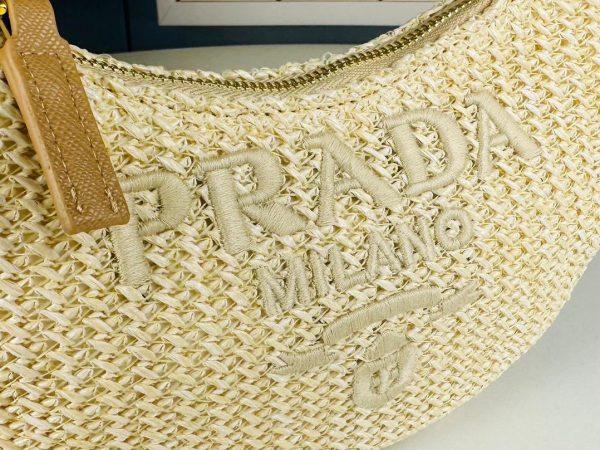 PRDA wicker and leather argué bag - Image 5