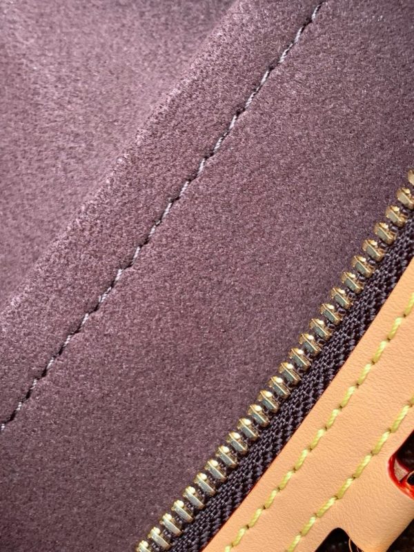 LV Looping Bag - Image 6